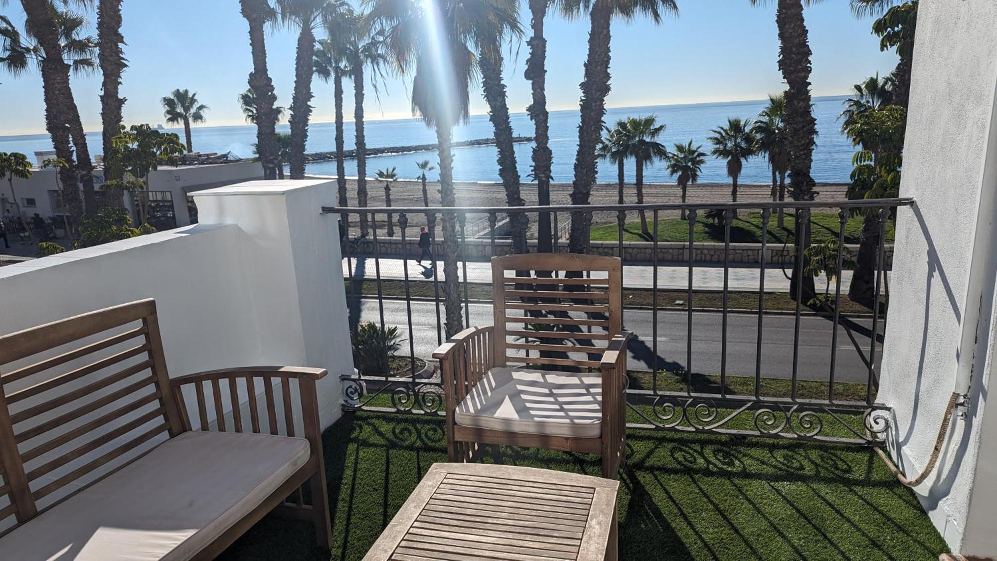 Apartamento Con Encanto En Primera Linea De Playa Málaga Esterno foto