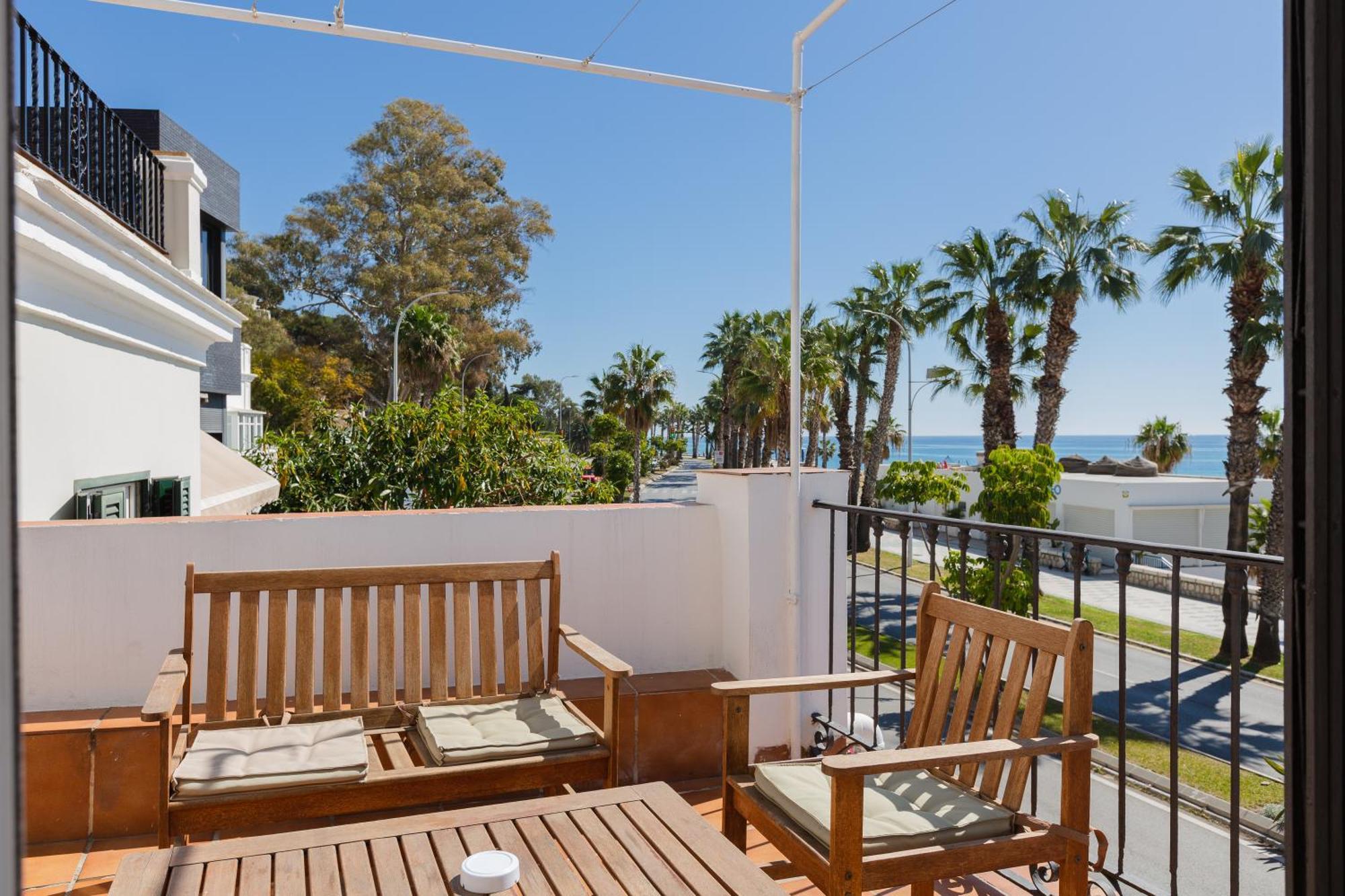 Apartamento Con Encanto En Primera Linea De Playa Málaga Esterno foto